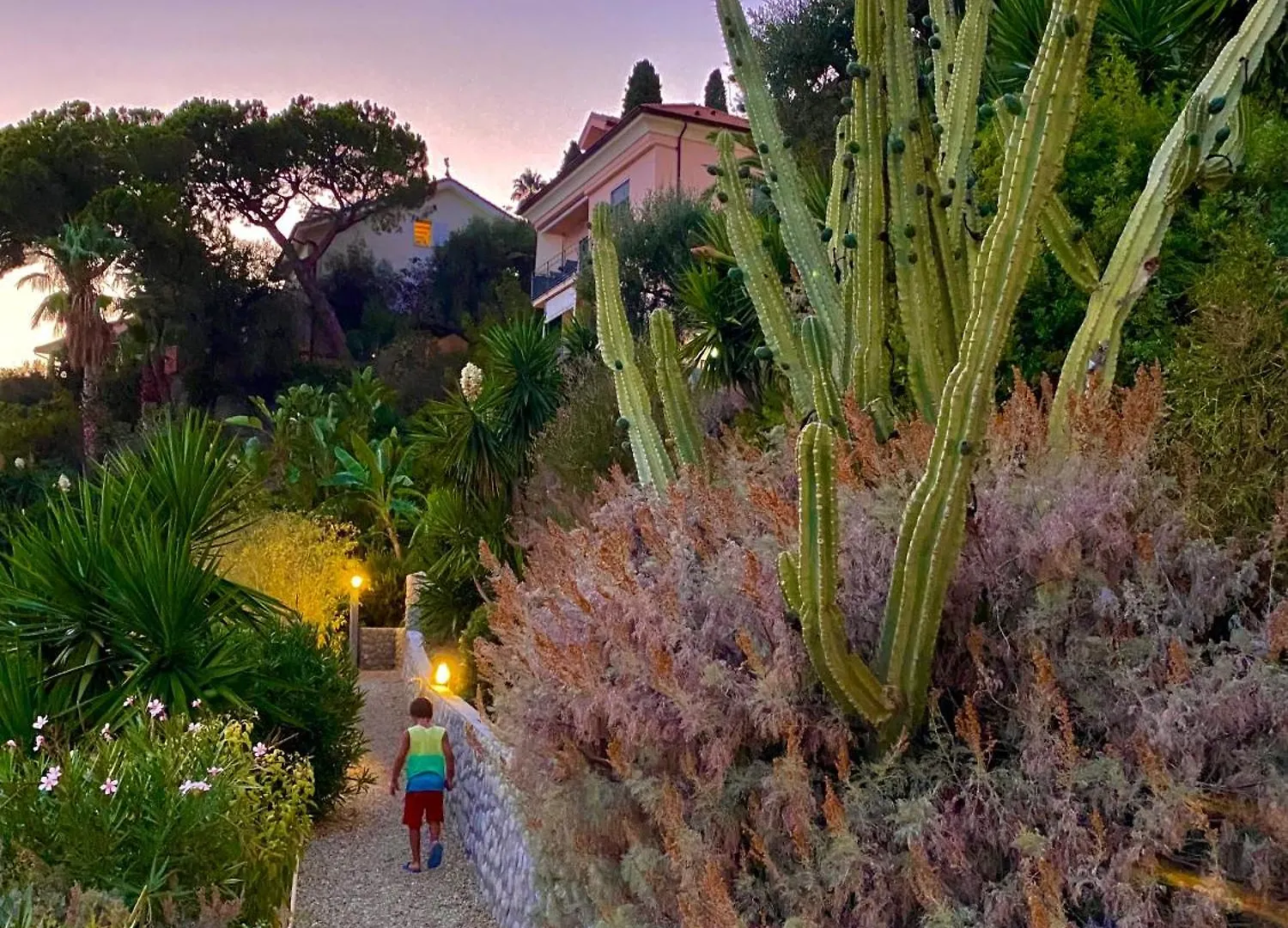 Botanic Garden Apartment Calandre Beach Ventimiglia 0*,